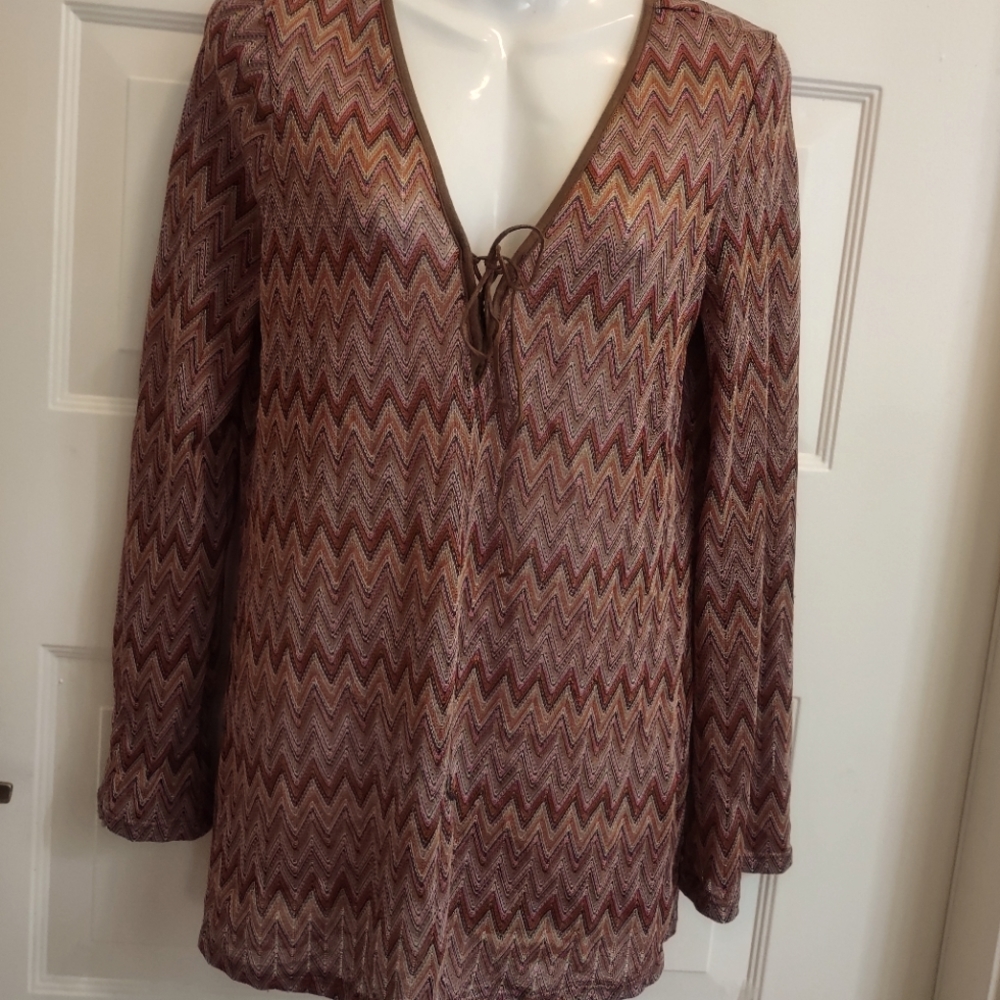 CRAVE FAME LACE FRONT TUNIC